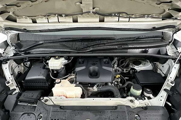 2019 Toyota Hiace Commuter GDH322R