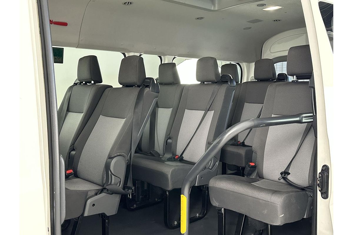 2019 Toyota Hiace Commuter GDH322R