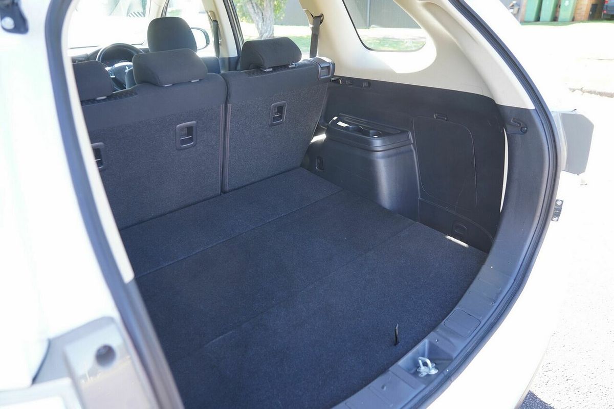 2013 Mitsubishi Outlander ES ZJ