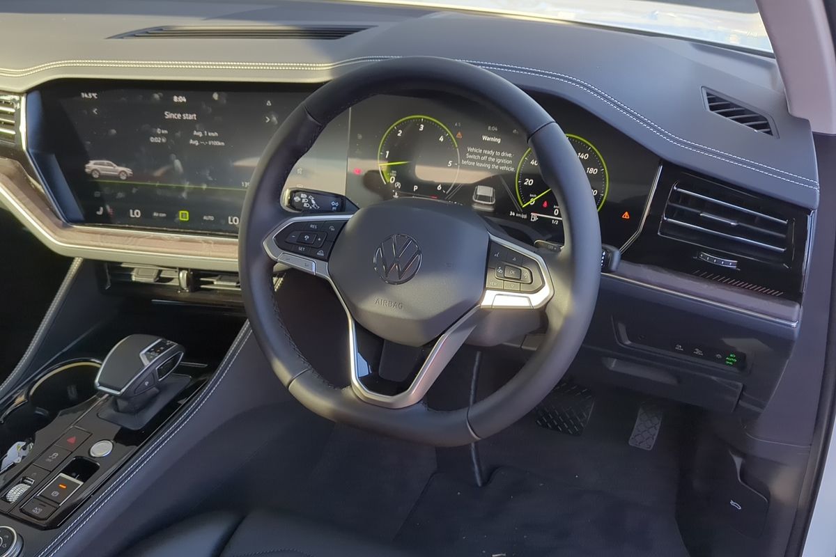 2025 Volkswagen Touareg 170TDI RC