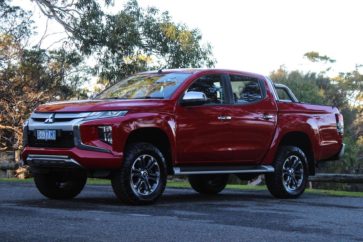 2019 Mitsubishi Triton GLS MR 4X4