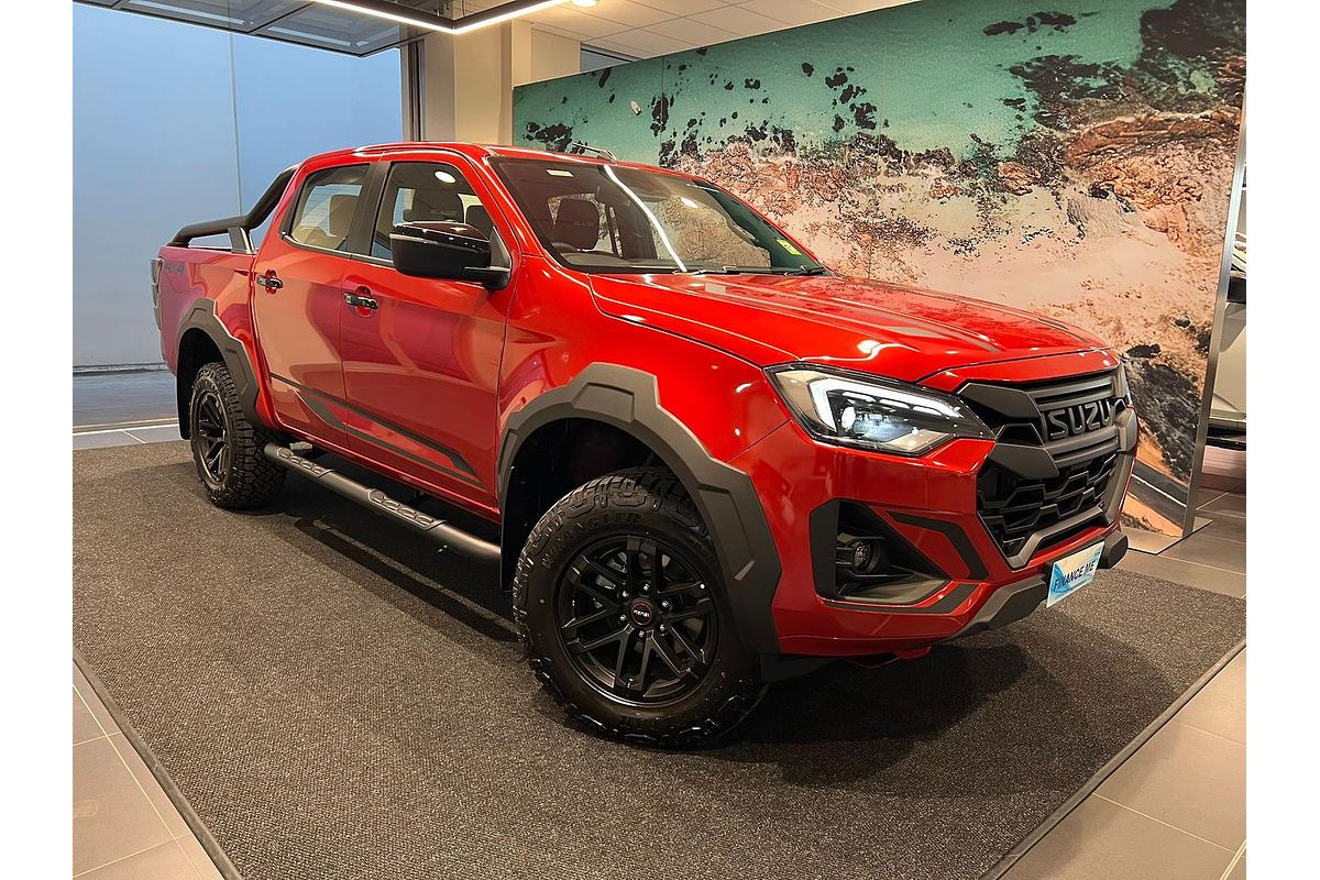 2025 Isuzu D-MAX BLADE 4X4