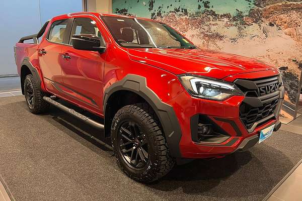 2025 Isuzu D-MAX BLADE 4X4