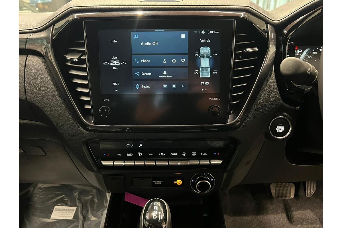 2025 Isuzu D-MAX BLADE 4X4