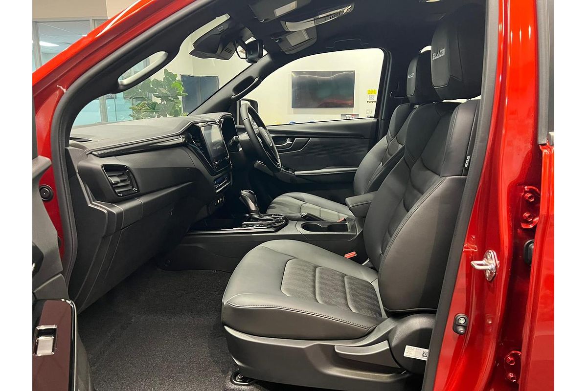 2025 Isuzu D-MAX BLADE 4X4