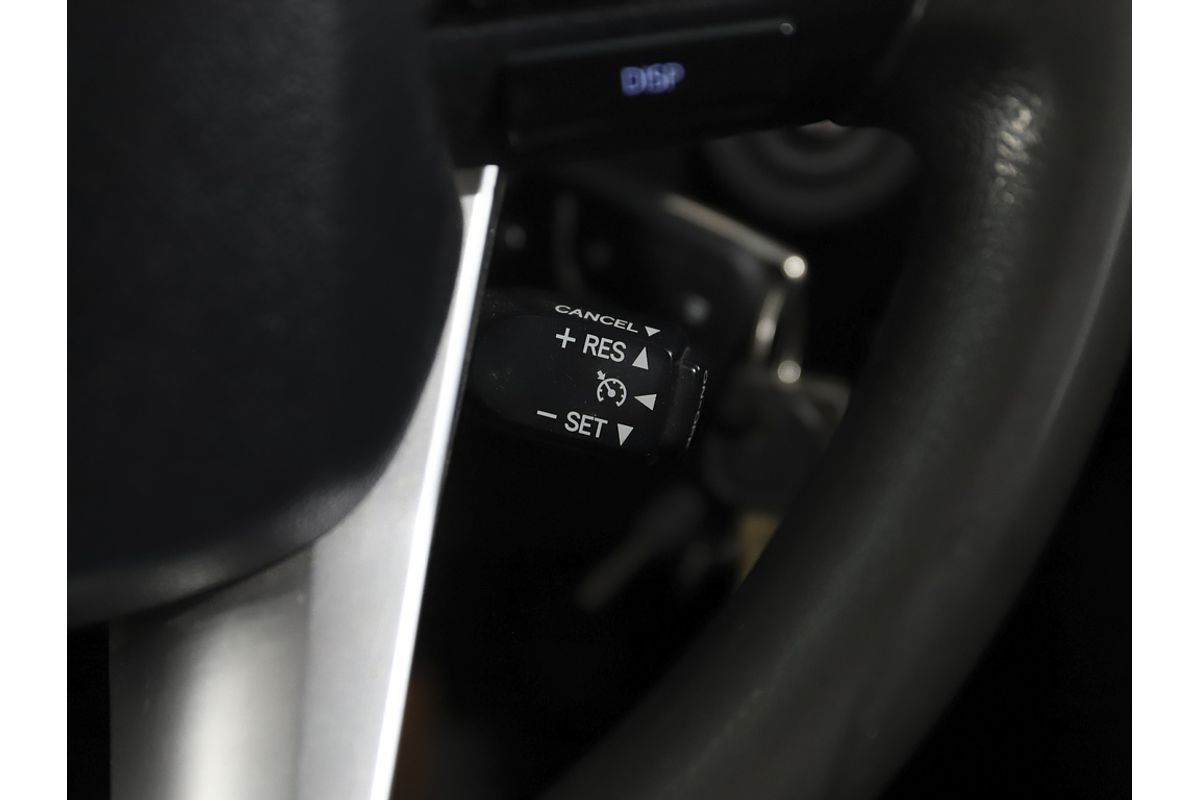 2015 Toyota Hilux SR GUN126R 4X4