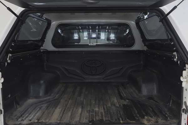 2015 Toyota Hilux SR GUN126R 4X4