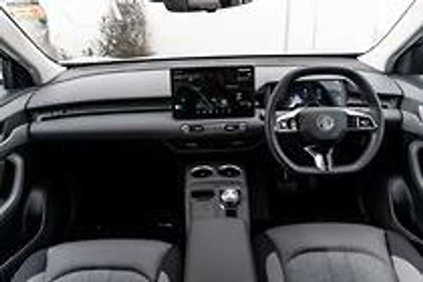 2025 MG MGS5 EV Excite 49 ZS3EM