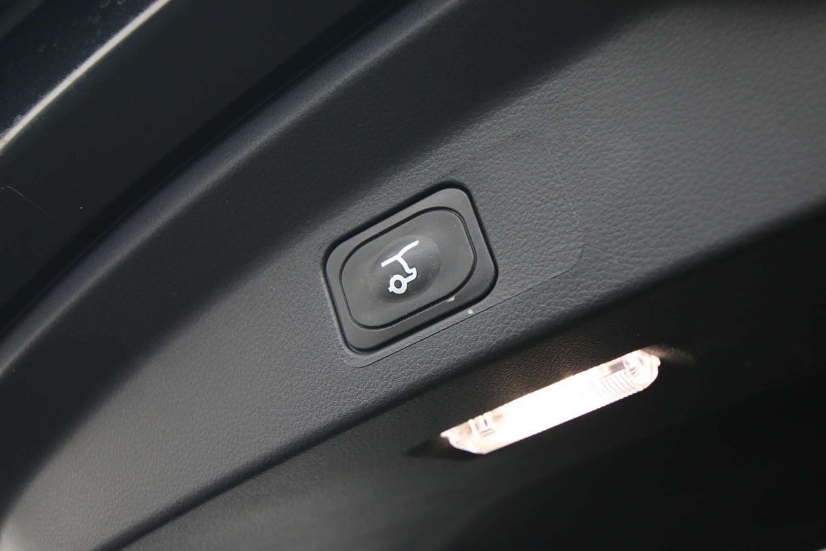 2025 Ford Everest Sport  3.0L