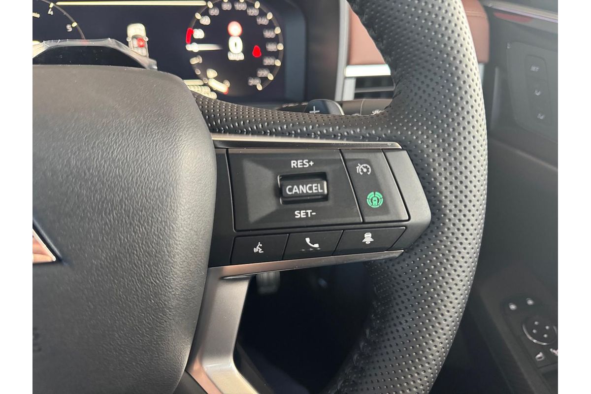 2025 Mitsubishi Outlander Exceed Tourer ZM