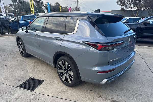 2025 Mitsubishi Outlander Exceed Tourer ZM