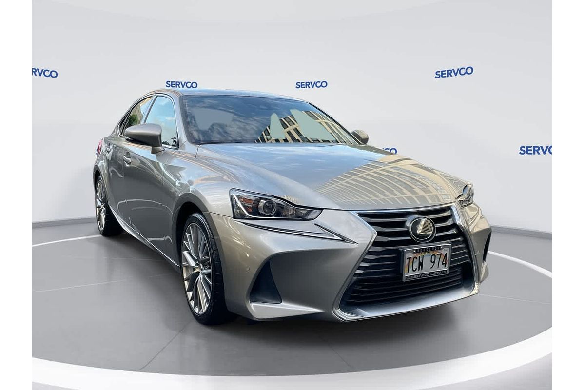 2017 Lexus IS