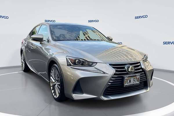 2017 Lexus IS