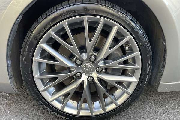 2017 Lexus IS