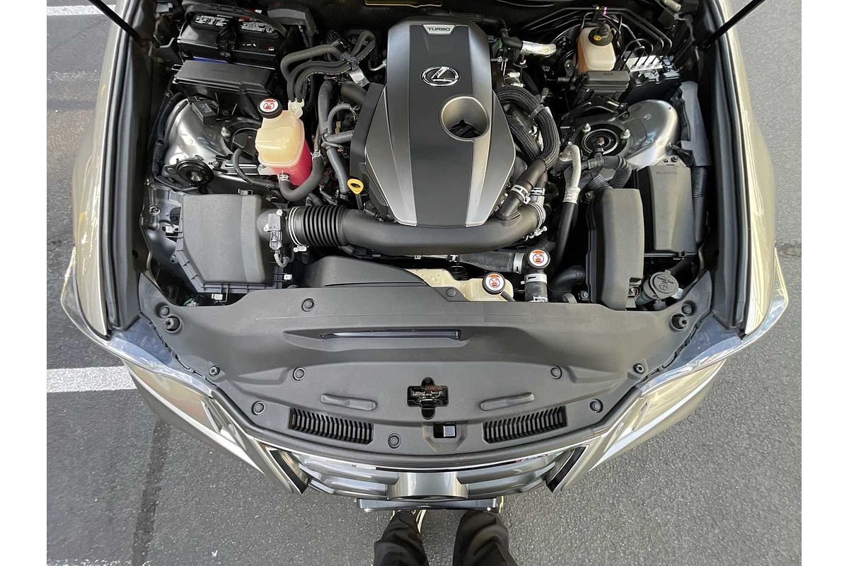 2017 Lexus IS