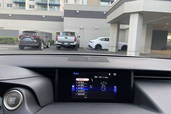 2017 Lexus IS