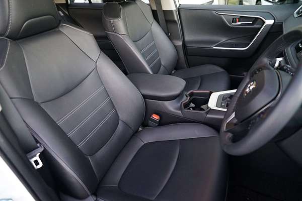 2021 Toyota RAV4 Cruiser AXAH52R