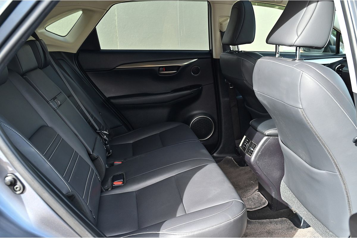 2016 Lexus NX NX200t Luxury AGZ10R