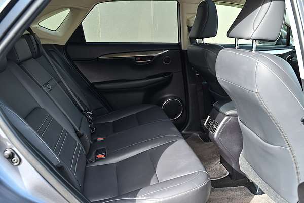 2016 Lexus NX NX200t Luxury AGZ10R