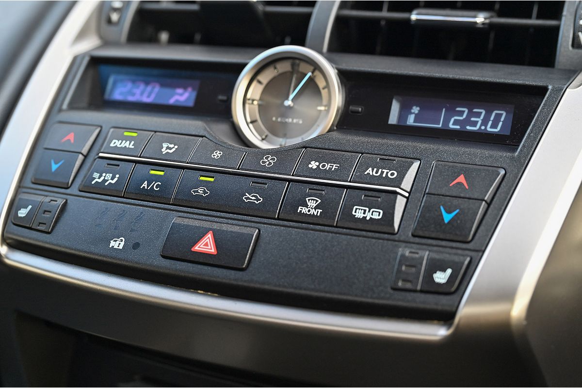 2016 Lexus NX NX200t Luxury AGZ10R