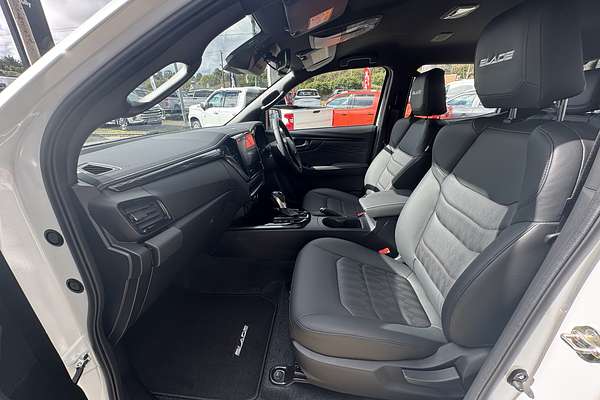 2025 Isuzu D-MAX BLADE 4X4