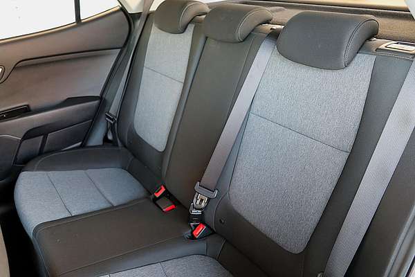 2023 Kia Stonic S YB