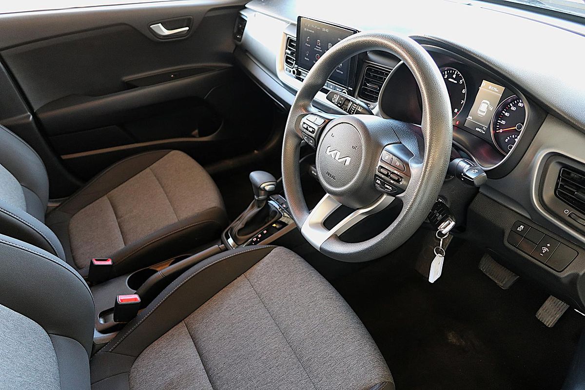 2023 Kia Stonic S YB