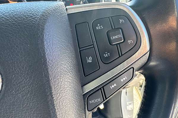 2020 Toyota Hiace Commuter GDH322R