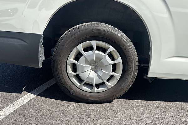 2020 Toyota Hiace Commuter GDH322R