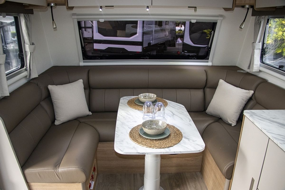 2025 Jayco SILVERLINE CARAVAN 21.65-3.SL-MY25
