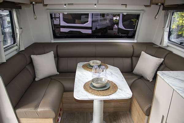 2025 Jayco SILVERLINE CARAVAN 21.65-3.SL-MY25