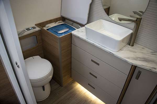 2025 Jayco SILVERLINE CARAVAN 21.65-3.SL-MY25