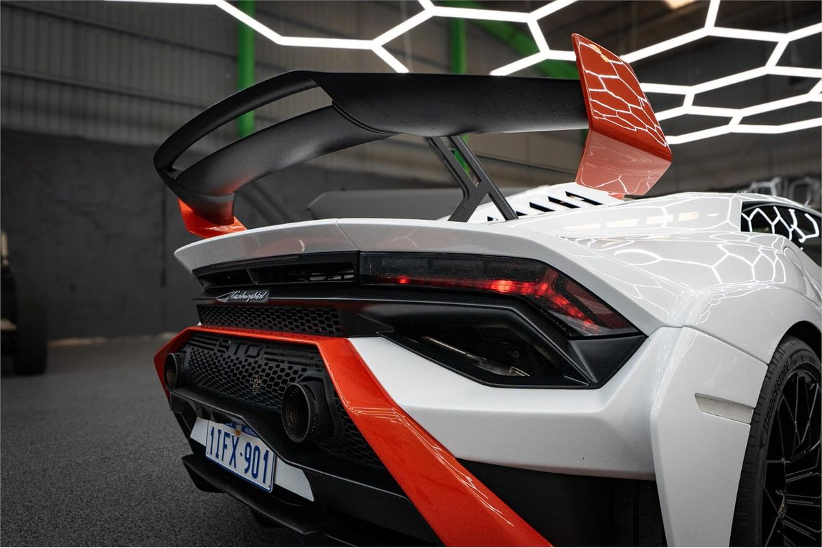 2022 Lamborghini Huracan STO 724