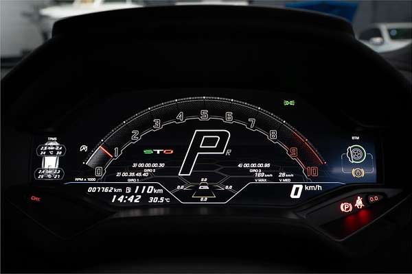 2022 Lamborghini Huracan STO 724