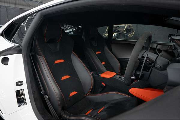 2022 Lamborghini Huracan STO 724