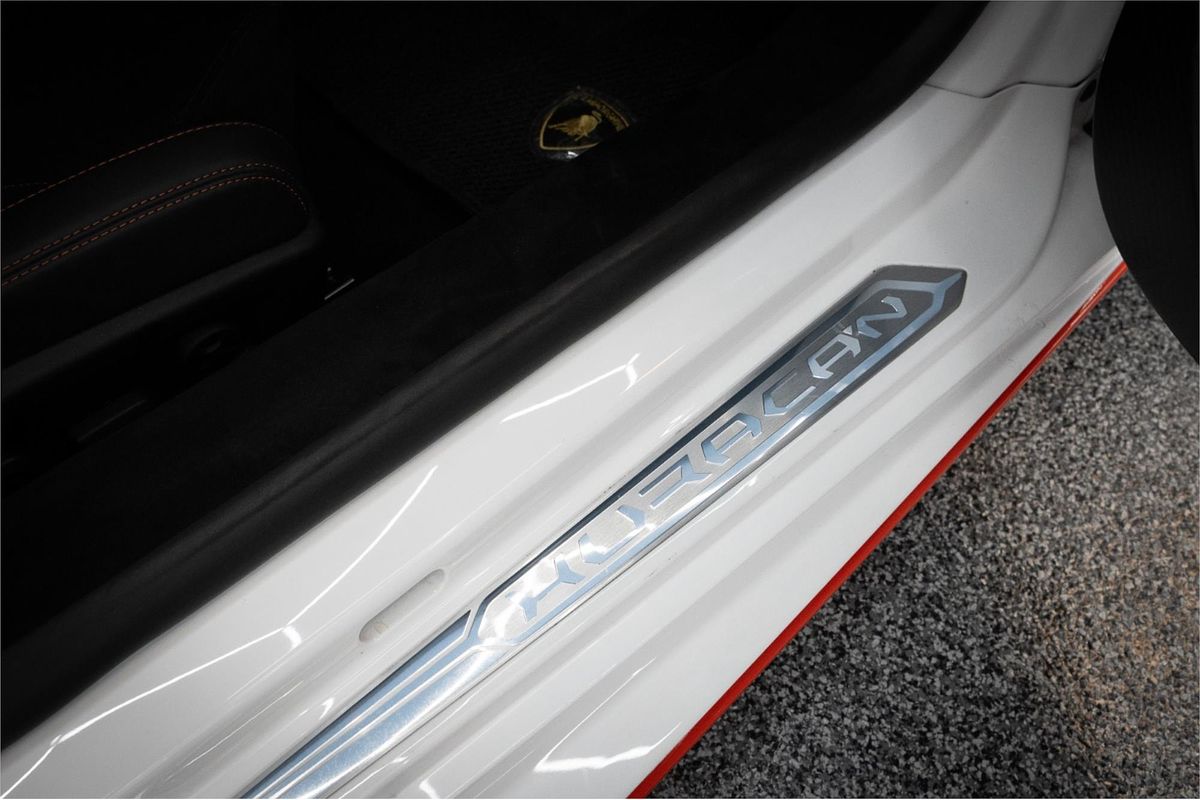 2022 Lamborghini Huracan STO 724