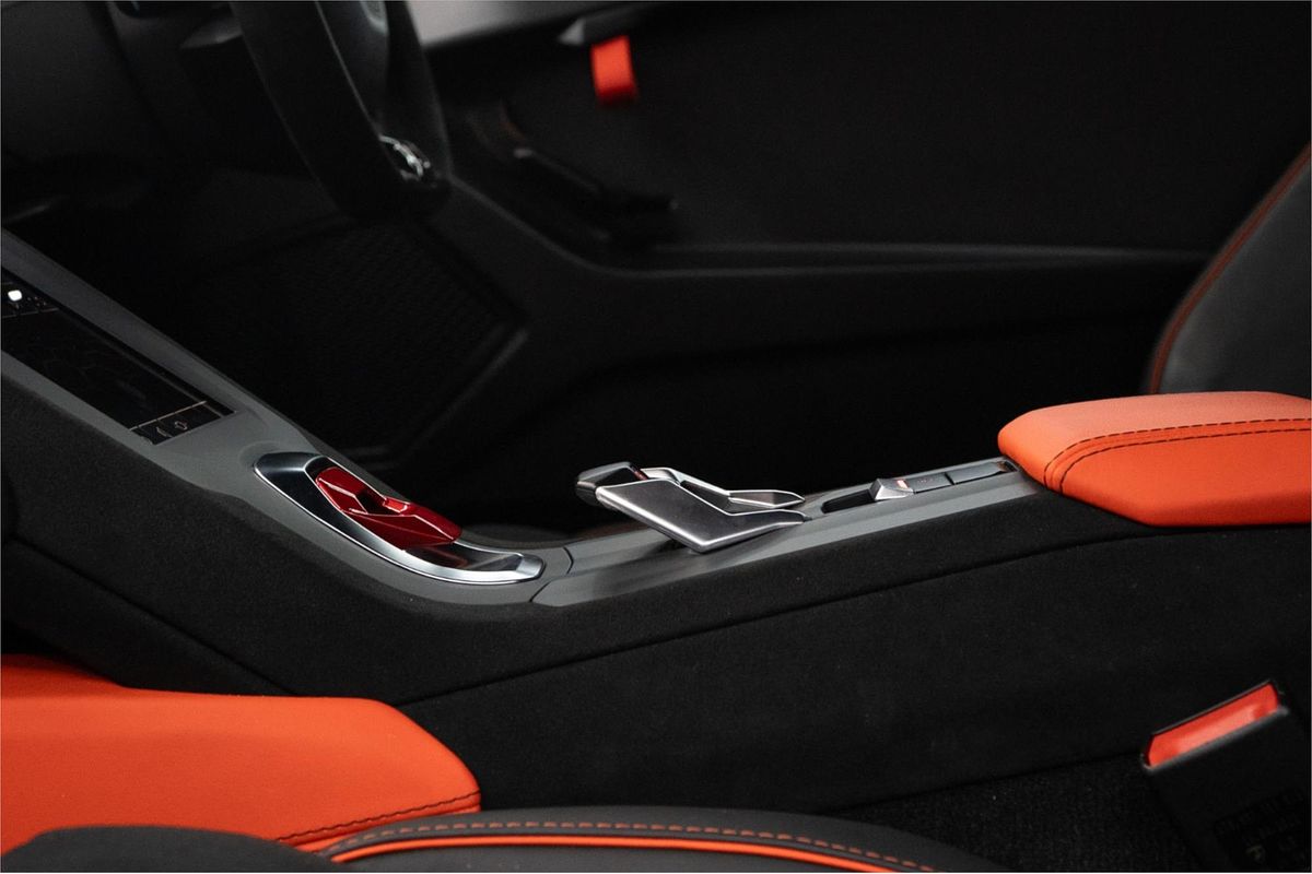 2022 Lamborghini Huracan STO 724