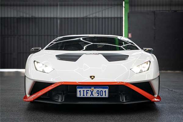 2022 Lamborghini Huracan STO 724