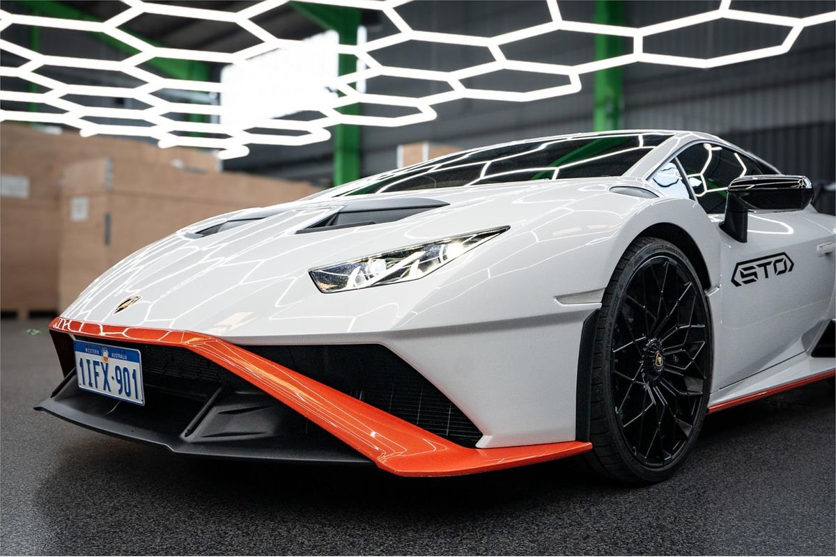 2022 Lamborghini Huracan STO 724