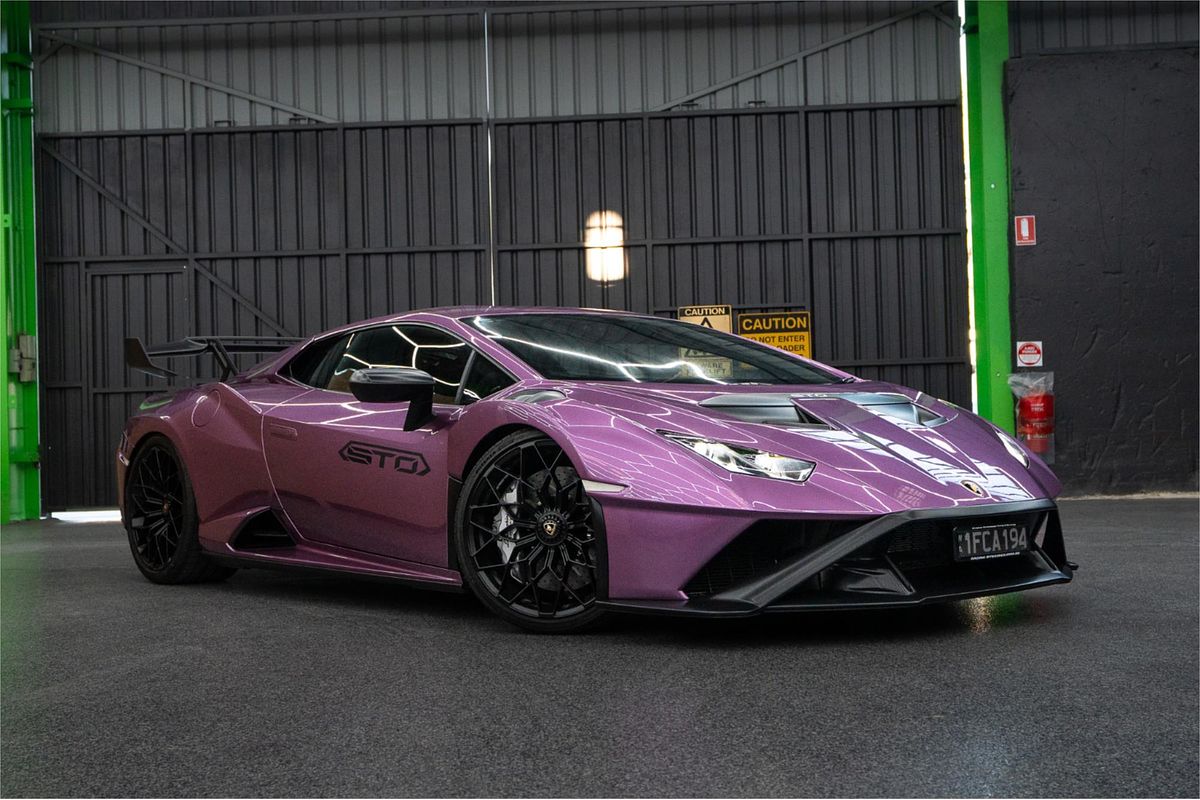 2022 Lamborghini Huracan STO 724