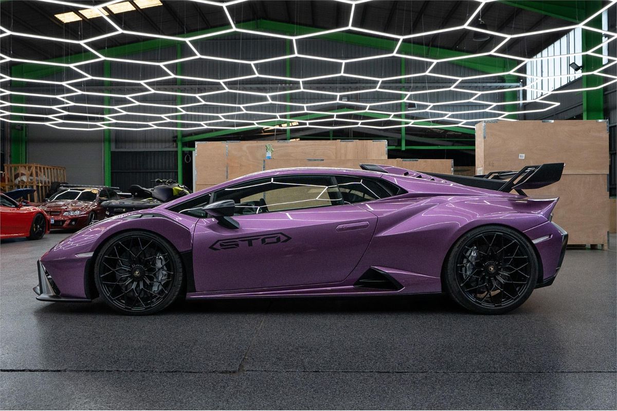 2022 Lamborghini Huracan STO 724
