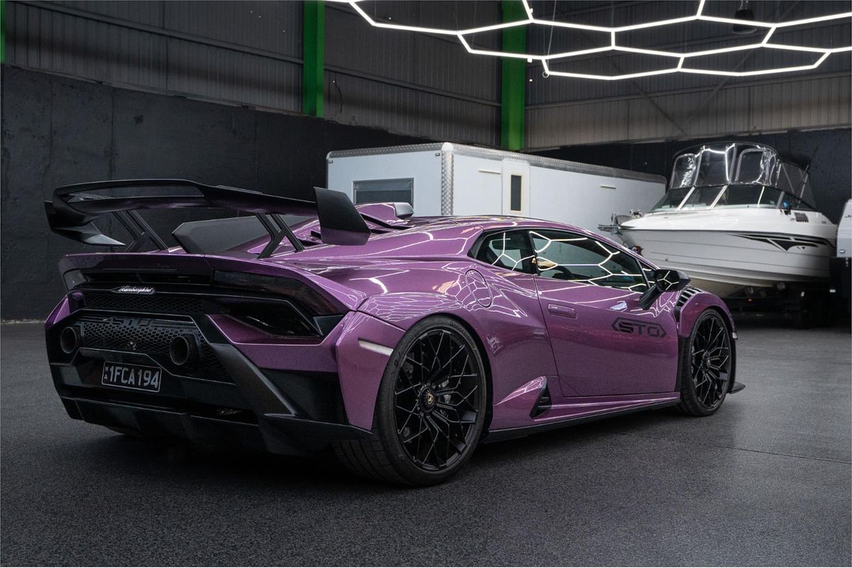 2022 Lamborghini Huracan STO 724