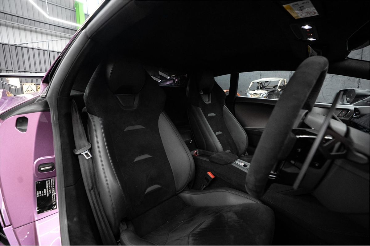 2022 Lamborghini Huracan STO 724
