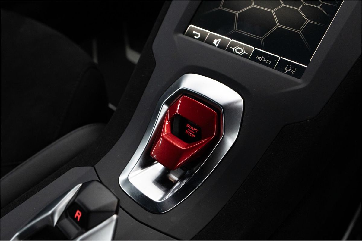 2022 Lamborghini Huracan STO 724