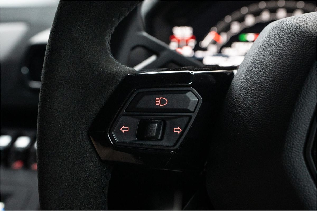 2022 Lamborghini Huracan STO 724