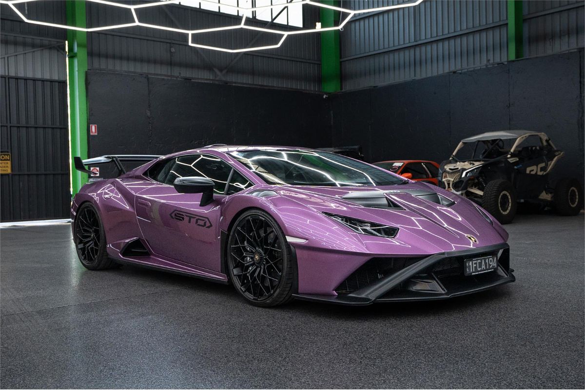 2022 Lamborghini Huracan STO 724
