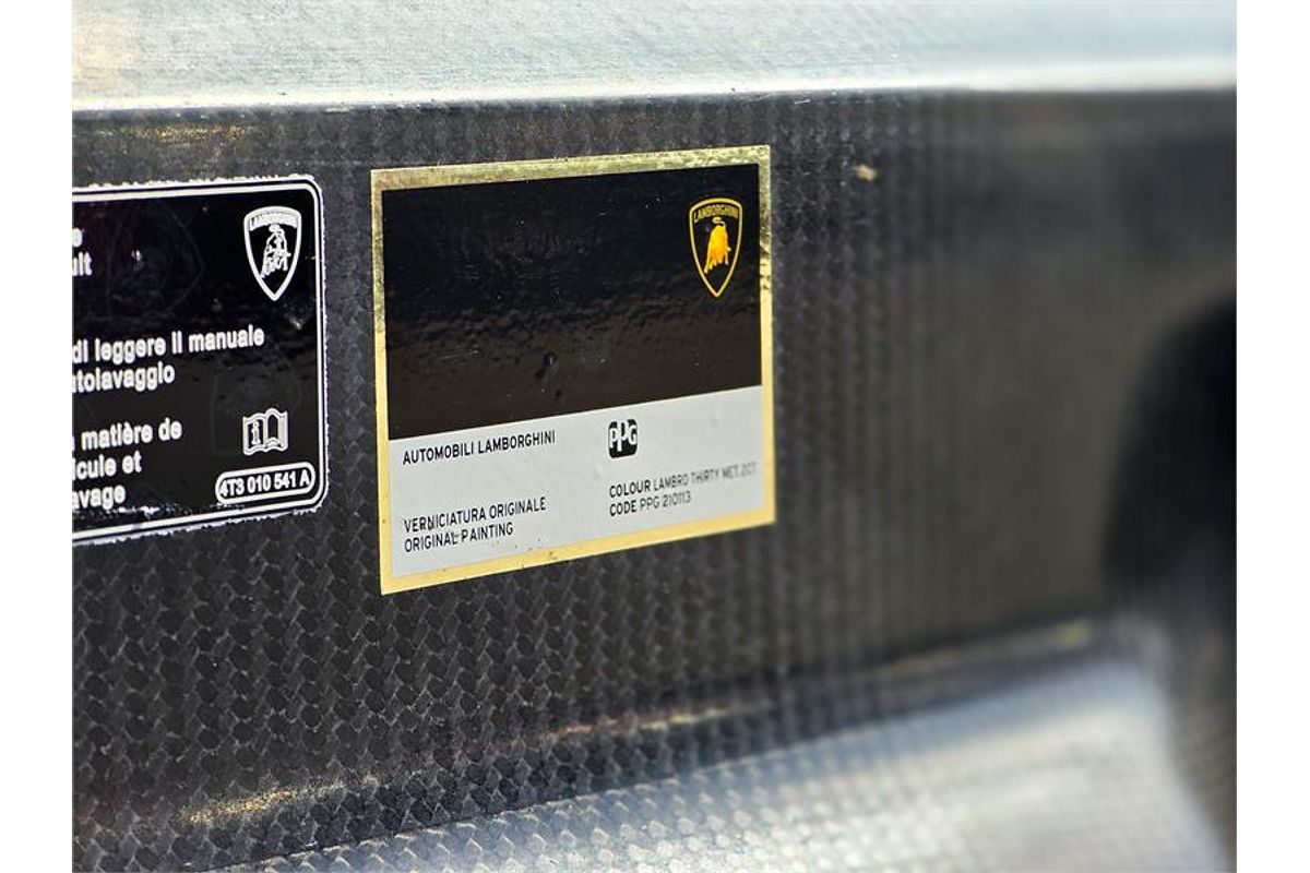 2022 Lamborghini Huracan STO 724