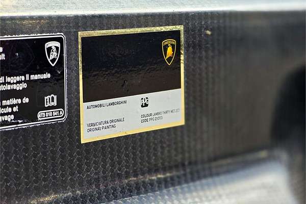 2022 Lamborghini Huracan STO 724