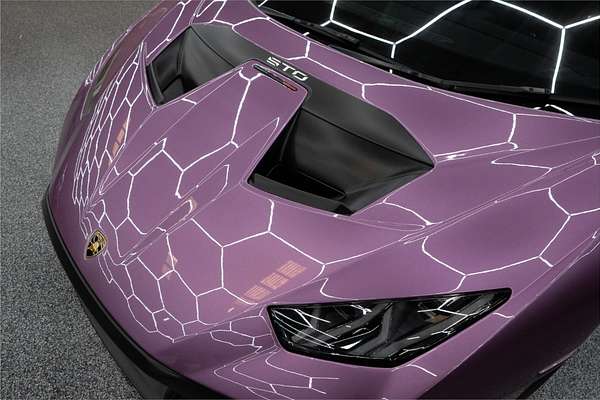 2022 Lamborghini Huracan STO 724
