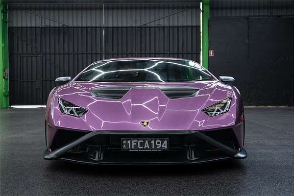 2022 Lamborghini Huracan STO 724